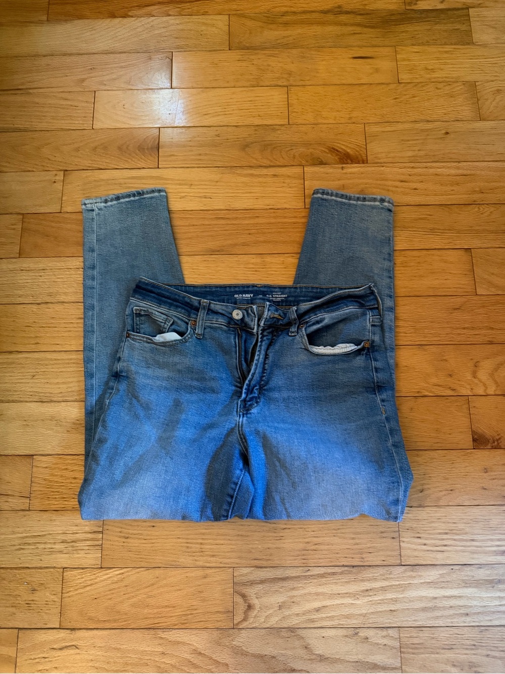 Old Navy Women's Straight Leg Jeans - Medium Blue Wash